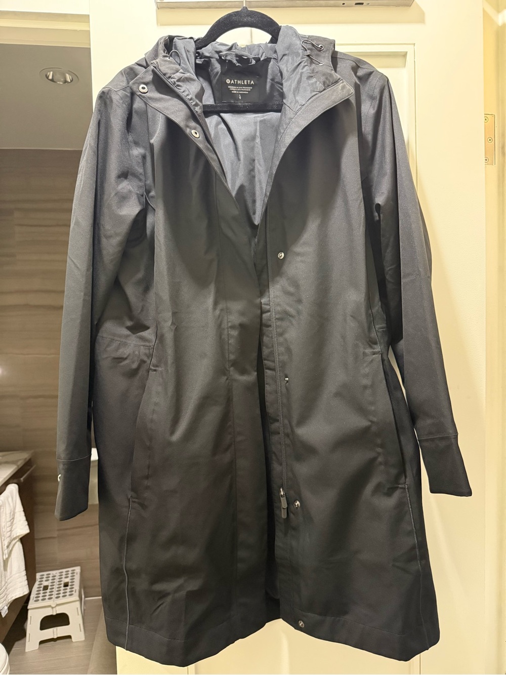 Athleta women's Black Hooded Waterproof Long Raincoat